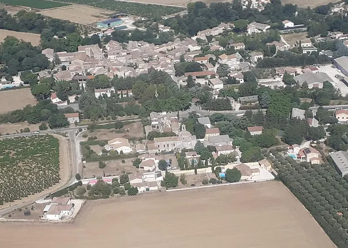 La Clastre Location D\'Un Studio Avec Piscine Et Clim Pres D\'Uzes