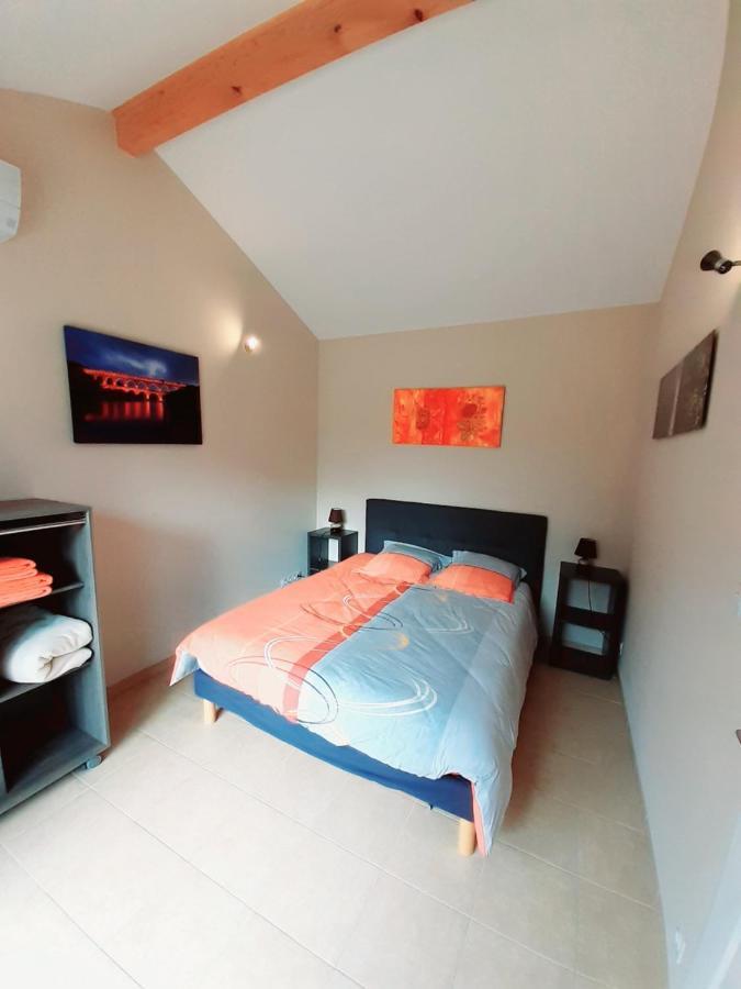 Privatunterkunft La Clastre Location D'un Avec Piscine Et Clim Pres D'uzes