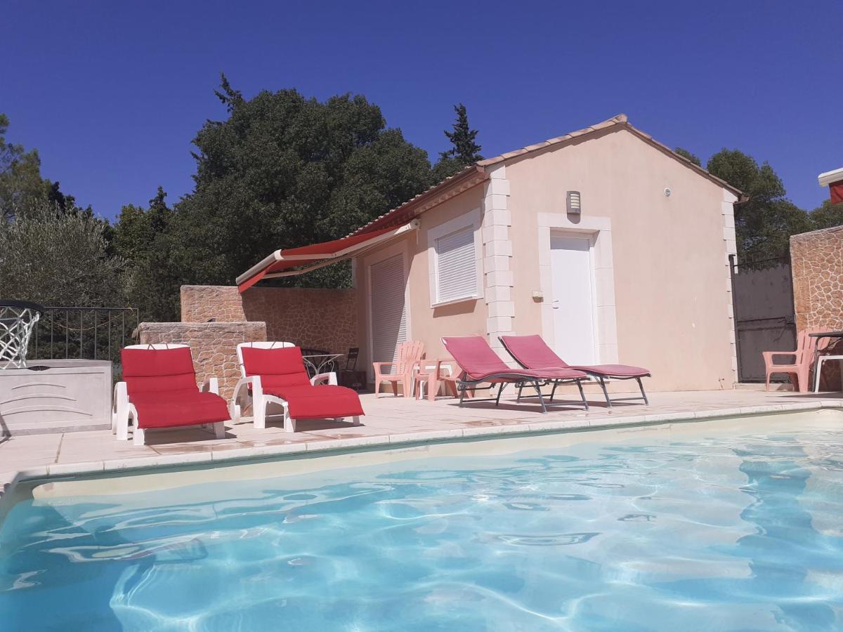 Privatunterkunft La Clastre Location D'un Avec Piscine Et Clim Pres D'uzes *